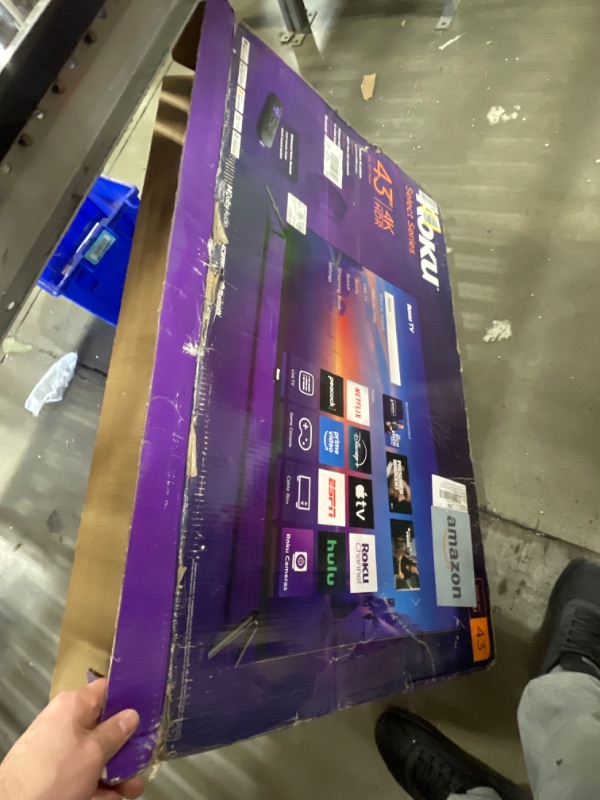 Photo 1 of ***DAMAGED***Roku Smart TV 2025 – 43-Inch Select Series, 4K HDR TV – RokuTV with Enhanced Voice Remote – Flat Screen LED Television with Wi-Fi for Streaming Live Local News, Sports, Family Entertainment