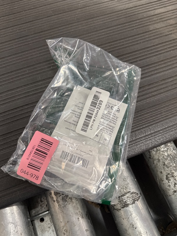 Photo 1 of [3 Pairs] Replacement Ear Tips Cover for Airpods 4, Ultra-Thin Silicone Eartips for Airpods4 Fit in The Charging Case (White)