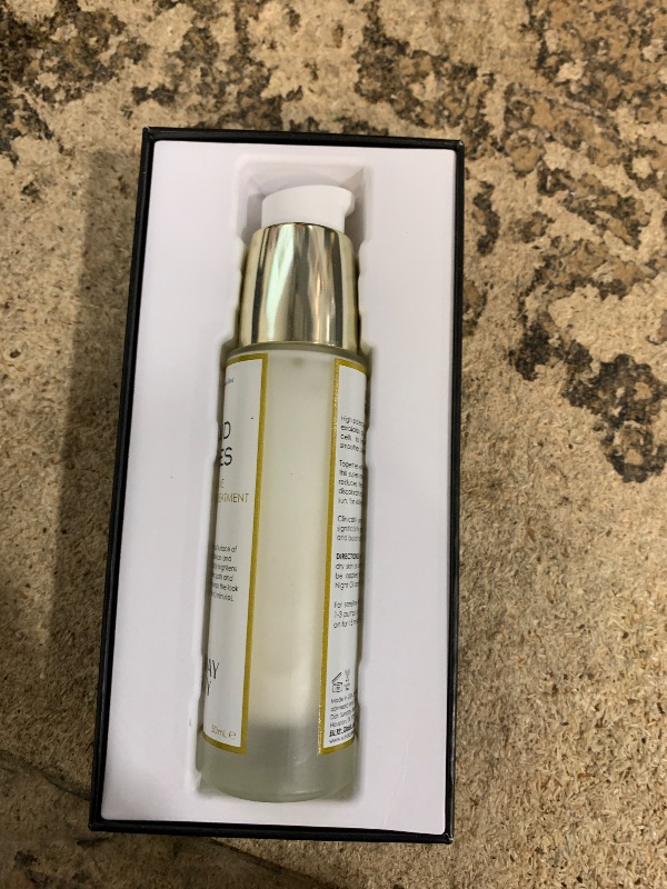 Photo 3 of Sunday Riley Good Genes All-in-One Lactic Acid Treatment Face Serum