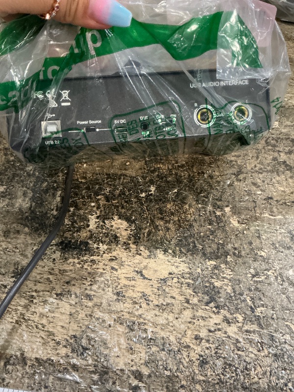 Photo 3 of CIXUN 2i2 USB-C Audio Interface for PC/Mac Recording, 24-bit/192kHz, Dual TS/XLR Inputs, +48V Phantom Power, Studio/Podcast/Streaming (Matte Black)