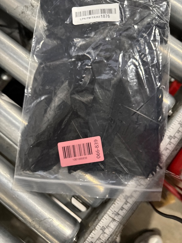 Photo 1 of 100 Pcs Goose Feathers Natural Bulk 6-8 inch 15-20cm Crafts DIY Wedding Halloween Christmas Party Angel Wings Dream Catcher Decoration Supplies (Black)