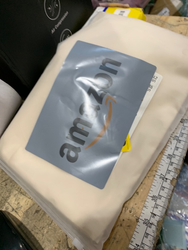 Photo 1 of 100% Cotton Standard Pillowcases Set of 2, Deep Dream 600 Thread Count Pillow Cases, 20x26 Inches, Super Soft and Breathable Envelope Closure (Cream)