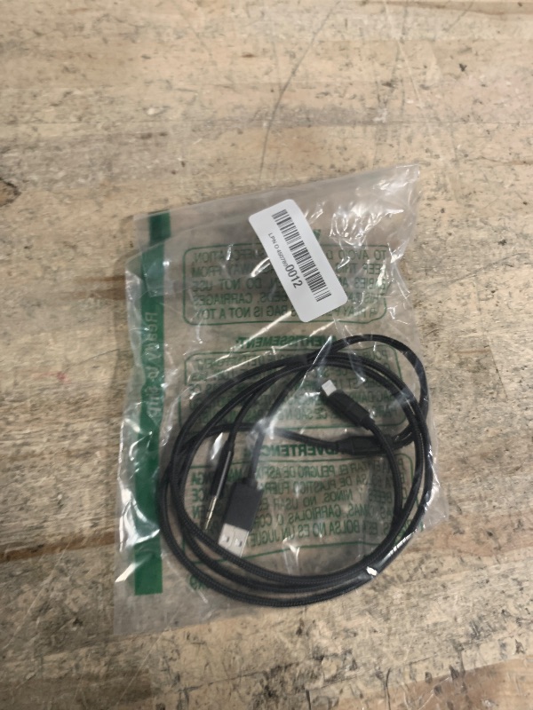 Photo 1 of [Apple MFi Certified] Charging Audio Cable for iPhone,2 in 1 Lightning to 3.5mm Nylon Braided Aux Cord Works with Car Stereo Speaker Headphone Car Charger Compatible with iPhone14/13/12/11/XS/XR/8/7