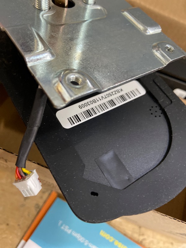 Photo 1 of *********FAULTY- FOR PARTS ONLY*************
Veise VE012W-K Built-in WiFi Fingerprint Smart Lock with 2 Knobs, No Hub Needed, APP Remote Control, Keyless Entry Door Lock, Smart Deadbolt for Front Door, Auto Locking, BHMA Grade 3, Gray
