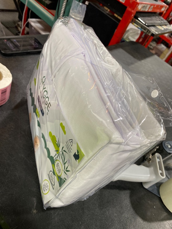 Photo 1 of Hygge Sheets®? Organic Washable Incontinence Bed Pads - 2 Pack - 100% Waterproof Reusable Mattress Protector Underpads - Rayon derived from Bamboo - Twin