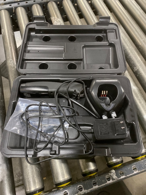 Photo 1 of Andis 79170 Pulse Zr II 5-Speed Detachable Blade Clipper, Cordless Animal/Dog Grooming, Removable Lithium Ion Battery, LED Charge Light, Black