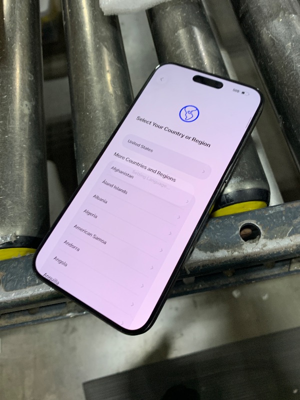 Photo 1 of Apple iPhone 15 Pro Max, 256GB, Black Titanium - Unlocked (Renewed)