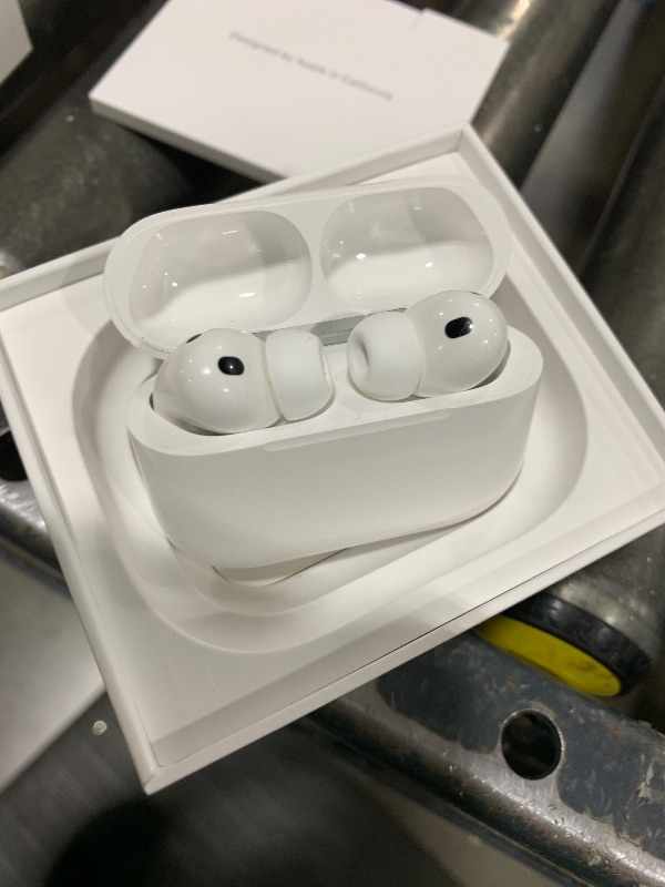Photo 1 of Apple AirPods Pro 3 Wireless Earbuds, Active Noise Cancellation, Live Translation, Heart Rate Sensing,Hearing Aid Feature,Bluetooth Headphones,Spatial Audio, High-Fidelity Sound, USB-C Charging, White