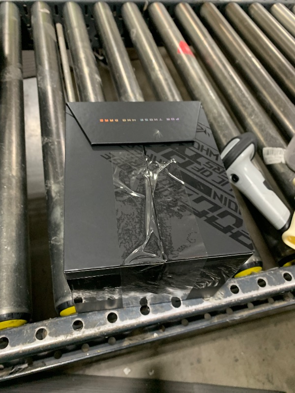 Photo 1 of ASUS ROG Harpe Ace Extreme Wireless Esports Gaming Mouse – Carbon Fiber Build, 47g Lightweight, Tri-Mode Connectivity, 42K DPI, up to 70Hr Battery, Glass Skates, Pro-Approved, PC/Mac Support - Black