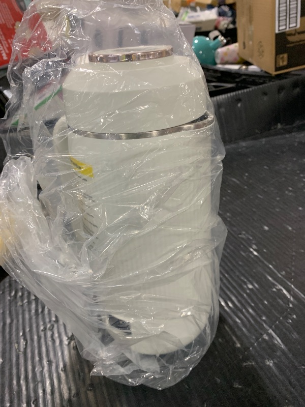 Photo 1 of MAGETANG 7 in 1 Nut Milk Maker Machine 28oz Automatic Milk Maker for Homemade Coconut, Oat, Soy, Plant-Based Milk, Juice with 18H Delay Start/6H Keep Warm/Self Cleaning (Cream)