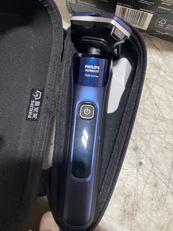 Photo 1 of similar to stock photo------------Philips Norelco Shaver i9000 Prestige Ultra Special Edition - Wet & Dry Electric Shaver, SenseIQ Pro Technology, Triple Lift & Cut System, 360 Rotating NanoTech Precision Blades, Model XP9406/93