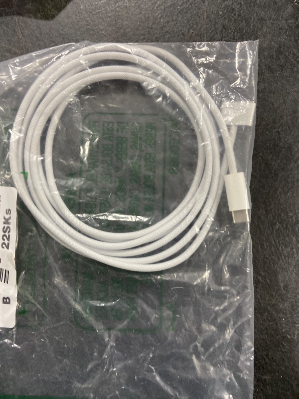 Photo 1 of Apple USB-C to Magsafe 3 Cable (2 m)
