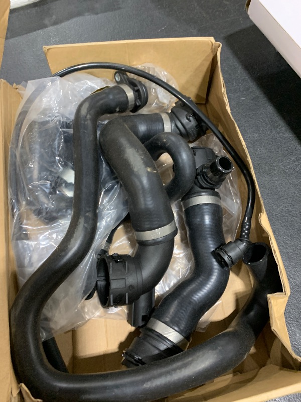 Photo 1 of MOTOKU Radiator Coolant Water Hose Pipe Kit for BMW E90 128i 328i 2007-2011