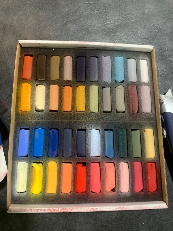 Photo 1 of SENNELIER Extra-Soft Half French Pastel Professional Portrait Artist Box Set, 40-Colors
