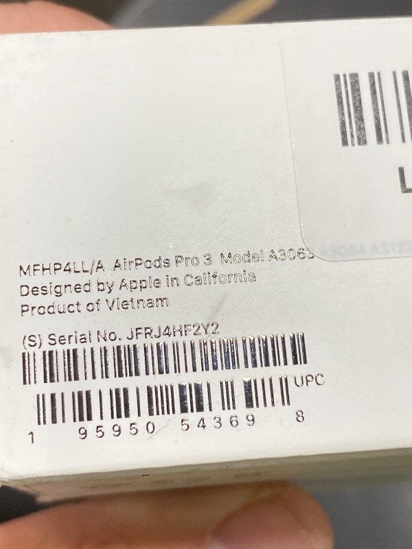 Photo 1 of Apple AirPods Pro 3 Wireless Earbuds, Active Noise Cancellation, Live Translation, Heart Rate Sensing,Hearing Aid Feature,Bluetooth Headphones,Spatial Audio, High-Fidelity Sound, USB-C Charging, White