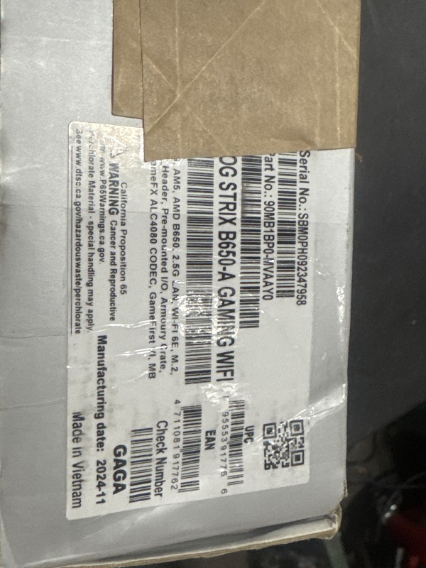 Photo 1 of Asus ROG Strix B650-A Gaming WiFi AMD B650 AM5 DDR5 6400 DP HDMI 3x M2 USB3.2 WiFi 6E + BT AURA RGB 2.5Gbit LAN ATX Armoury Crate, AI Suite 3, PCIe Slot Q-Release