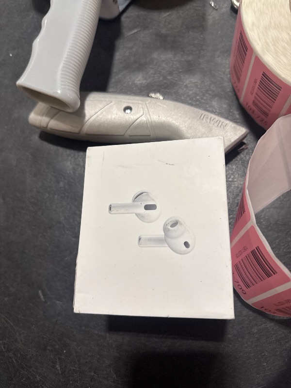 Photo 1 of Apple AirPods