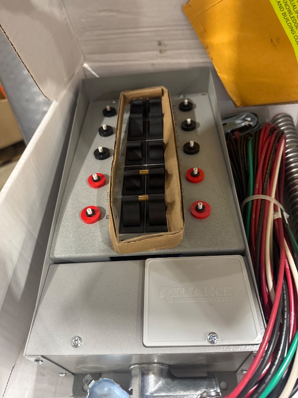 Photo 1 of Reliance Controls 31410B Pro/Tran 10-Circuit 30-Amp Indoor Generaor Transfer Switch