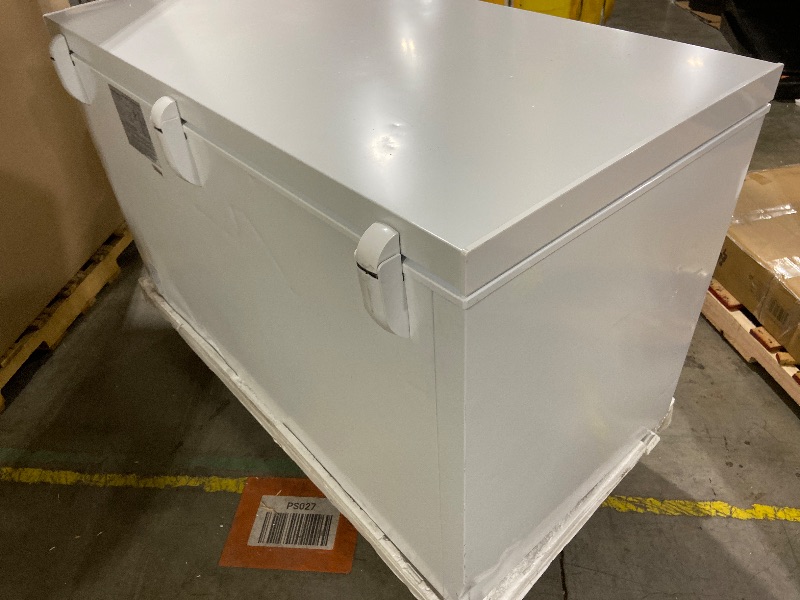 Photo 1 of *NONFUNCTIONAL** 14 cu ft Chest Freezer - White, Large Storage for Families, Space-Saving Flat Back, Front Drain, Garage Ready - By Hamilton Beach