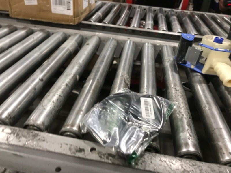 Photo 1 of **incomplete missing parts
---SELLIING FOR PARTS**NEEWER Magnetic Neck Holder for Action Camera & Phone, Hands Free Tripod Chest Mount Compatible with GoPro DJI Insta360 Magsafe iPhone Android, Phone Holder for Video Recording POV Vlog, GP16