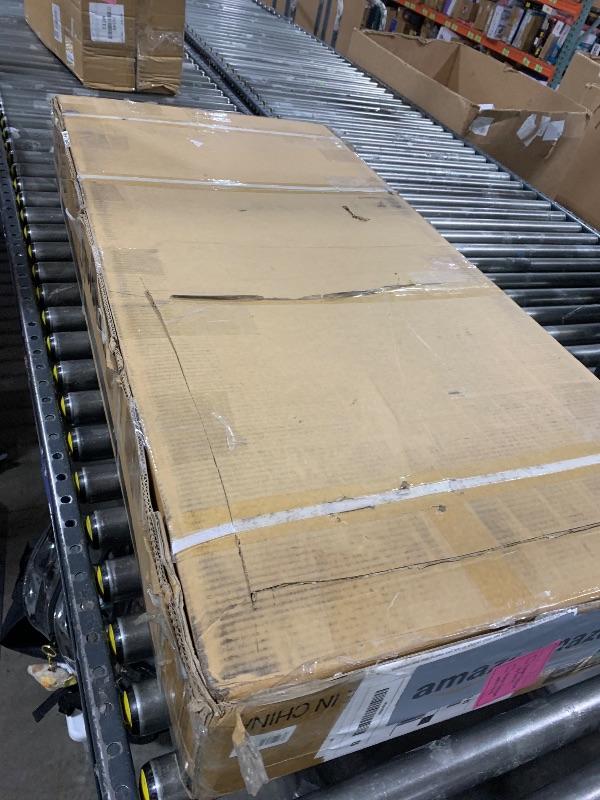 Photo 1 of **SEE NOTES** GENERIC TREADMILL UNKNOWN MODEL**********