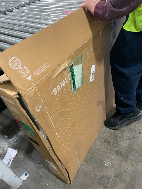 Photo 1 of Samsung 55-Inch Class Crystal UHD 4K DU7200 Series HDR Smart TV w/Object Tracking Sound Lite, PurColor, Motion Xcelerator, Mega Contrast, Q-Symphony (UN55DU7200, 2024 Model)