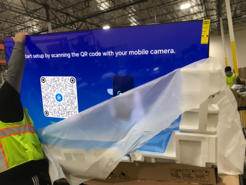 Photo 1 of Samsung 77-Inch Class OLED S90F 4K Smart TV (2025 Model) NQ4 AI Gen3 Processor, 4K AI Upscaling Pro, OLED HDR +, Motion Xcelerator 144Hz, Samsung Vision AI, Alexa Built-in