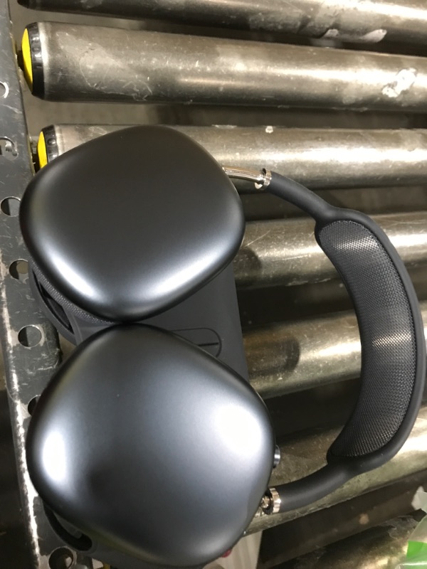 Photo 1 of Apple AirPods Max - Midnight (Renewed)