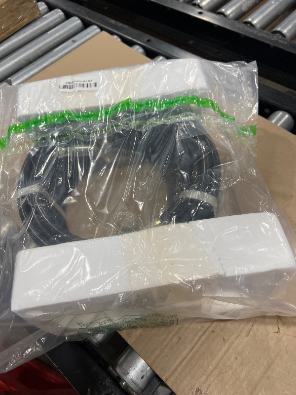 Photo 1 of 100Ft Airless Paint Spray Hose, 1/4 in High Pressure Universal Airless Paint Sprayer Hose Flexible Fiber Tube 3300 PSI Flexible Fiber Tube (Black, 100Ft / 30 m)