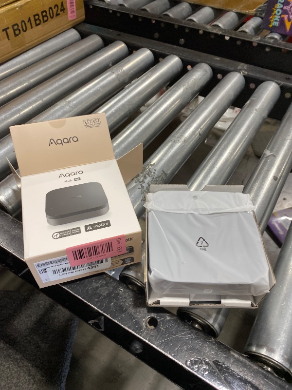 Photo 1 of Aqara Smart Home Hub M3 for Advanced Automation, Matter Controller, Thread Border Router, Features Zigbee, Bluetooth, Wi-Fi, PoE, IR, Supports Alexa, Apple HomeKit, SmartThings, Home Assistant, IFTTT