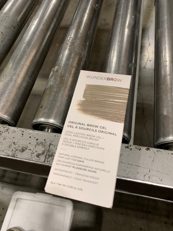 Photo 1 of WUNDERBROW Eyebrow Gel, Waterproof, Smudgeproof, Long Lasting, Shade: Blonde, Vegan and Cruelty-Free