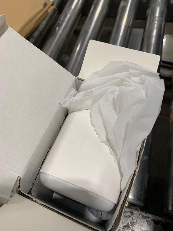 Photo 1 of Aqara 4MP Camera Hub G5 Pro WiFi, True Color Night Vision Security Camera Outdoor, 2.4/5Ghz WiFi, HomeKit Secure Video, Thread Border Router, Local Detection, Thread/Zigbee, Supports Alexa,Google Home