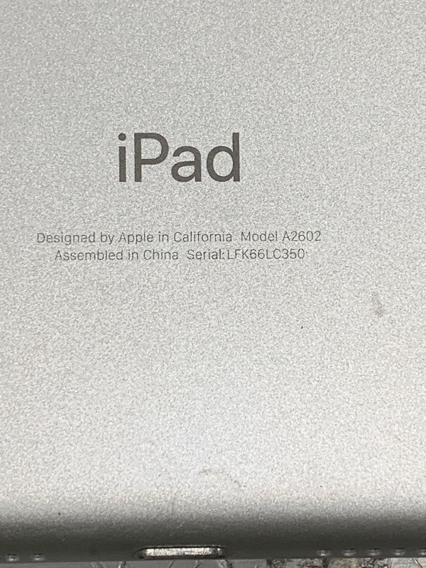 Photo 1 of Apple iPad 9th Gen (10.2 inch, 64GB)