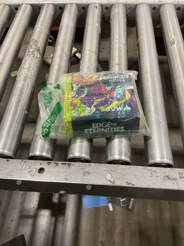 Photo 1 of Magic: The Gathering Edge of Eternities - Collector Booster Box (12 Packs)