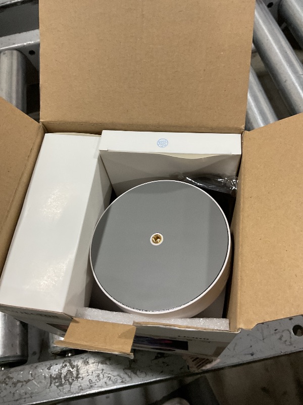 Photo 1 of [Electric Focus]Mini Portable Projector with 4K Support, Bluetooth 5.4 WIFI6, 5watt Sound Base Speaker, 260 ANSI, Android 11, 210° Rotation , Auto Keystone Correction Video Projector HY300 PLUS