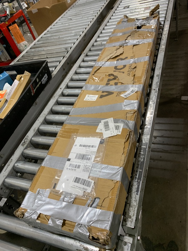 Photo 1 of VEVOR Pallet Forks, 2000 lbs Clamp on Pallet Forks, 60" Total Length Heavy Duty Pallet Forks with Adjustable Stabilizer Bar, Tractor Bucket Forks for Tractor Attachments, Skid Steer, Loader Bucket