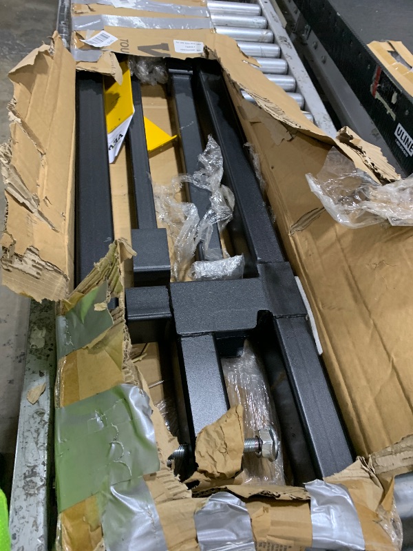 Photo 1 of VEVOR Pallet Forks, 2000 lbs Clamp on Pallet Forks, 60" Total Length Heavy Duty Pallet Forks with Adjustable Stabilizer Bar, Tractor Bucket Forks for Tractor Attachments, Skid Steer, Loader Bucket