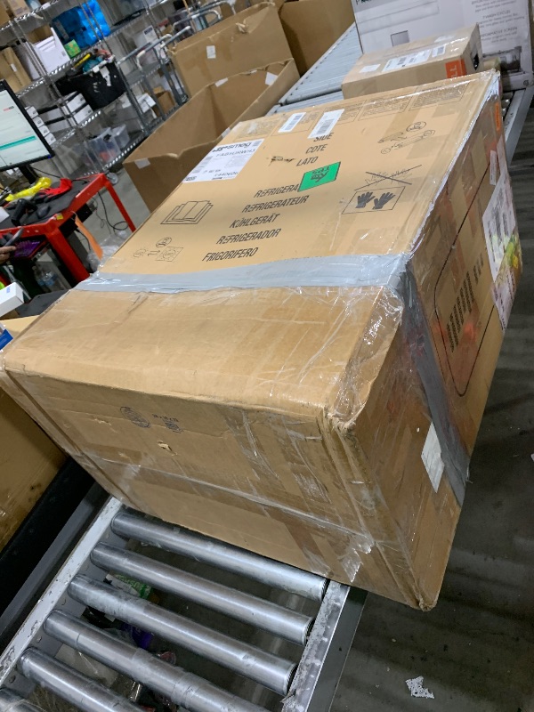 Photo 1 of Smeg FAB5 Retro Mini Fridge – 50s Style Compact Small Refrigerator, 1.2 cu ft, Automatic Defrost, LED Lighting, Adjustable Shelves– Made in Italy – Perfect for Home, Dorm, Office, Hotel -White