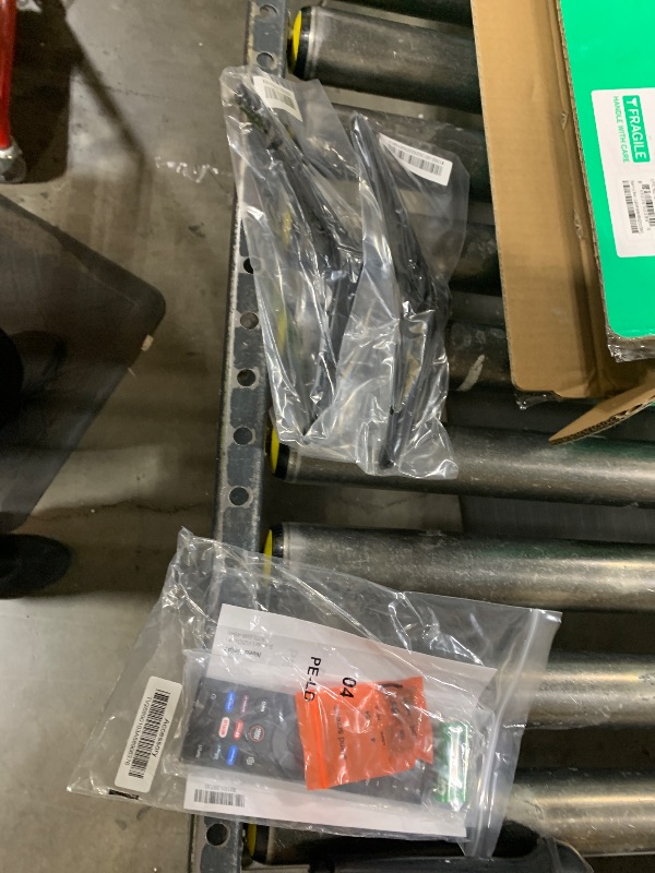 Photo 1 of VIZIO 40-inch Full HD 1080p Smart TV with DTS Virtual: X, Alexa Compatibility, Google Cast Built-in, Bluetooth Headphone Capable, (VFD40M-08 New)