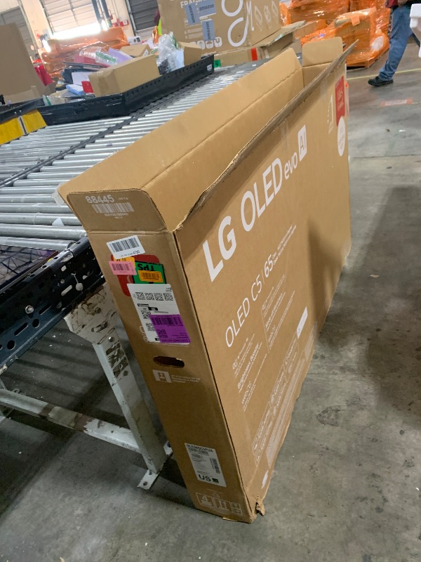 Photo 1 of * SEE CLERK NOTES* LG 65-Inch Class OLED evo AI 4K C5 Series Smart TV w/Dolby Atmos, Dolby Vision, HDR10, AI Super Upscaling 4K, Filmmaker Mode, Wow Orchestra, Alexa Built-in (OLED65C5PUA, 2025)