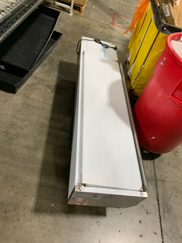 Photo 1 of VEVOR Refrigerated Condiment Prep Station, 135 W Countertop Refrigerated Condiment Station, with 2 1/3 Pans & 4 1/6 Pans, 304 Stainless Body and PC Lid, Sandwich Prep Table with Stainless Guard, ETL