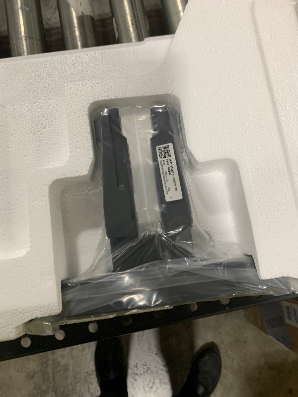 Photo 1 of Samsung 58-Inch Class Crystal UHD U8000F 4K Smart TV (2025 Model) Endless Free Content, Crystal Processor 4K, MetalStream Design, Knox Security, Alexa Built-in