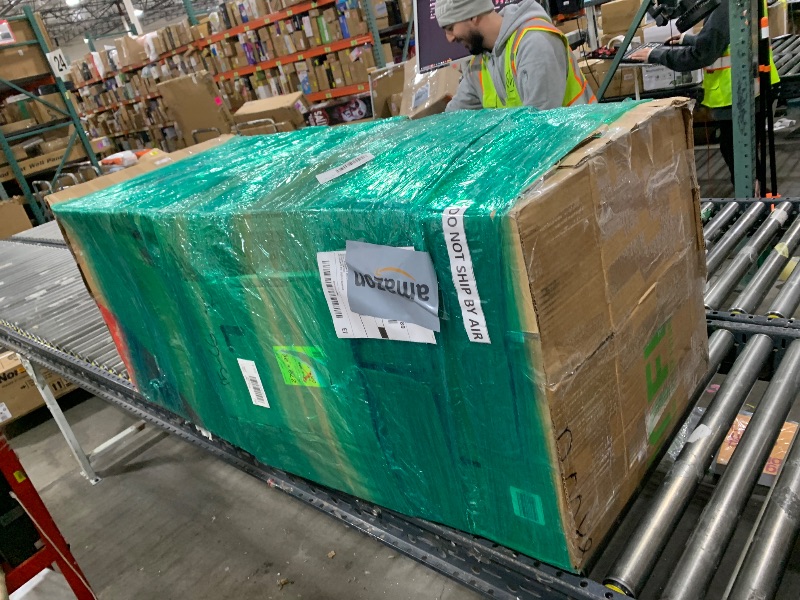 Photo 1 of 19" Wide Refrigerator-Freezer