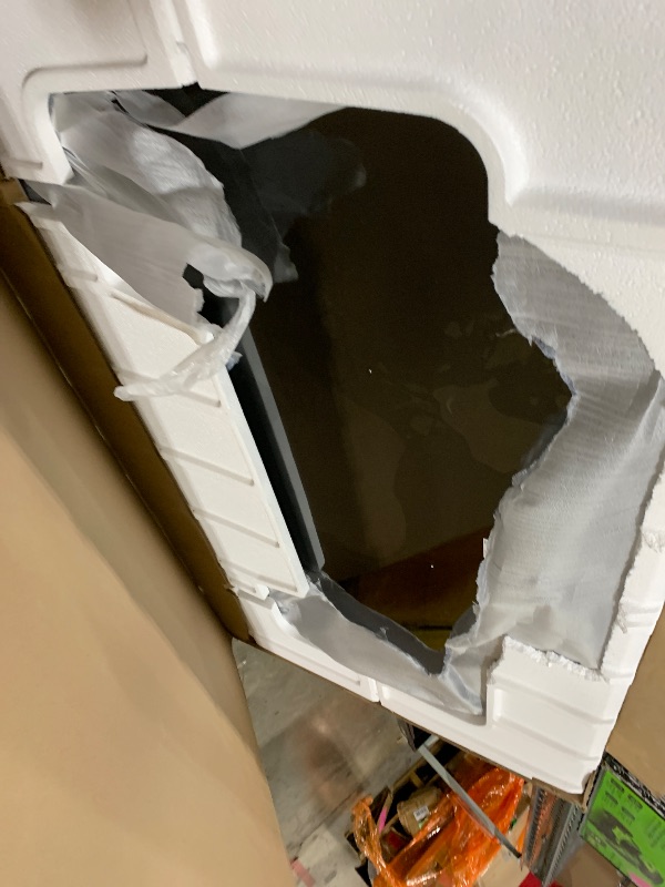 Photo 1 of major damage-------selling for parts only --------------------------Samsung 65-Inch Class Crystal UHD U8000F 4K Smart TV (2025 Model) Endless Free Content, Crystal Processor 4K, MetalStream Design, Knox Security, Alexa Built-in887276948935