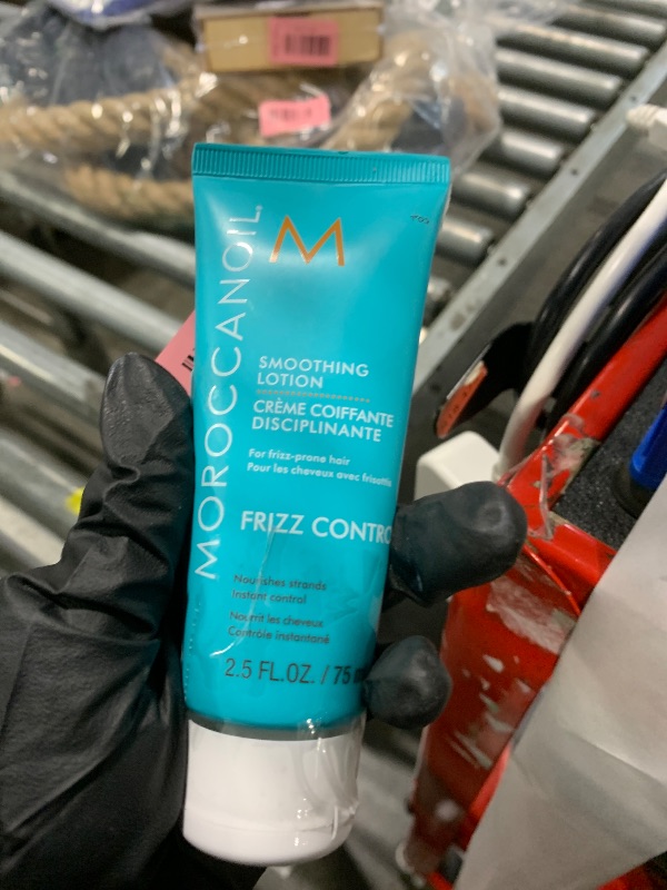 Photo 1 of ** USED** Moroccanoil Smoothing Lotion, 2.53 Fl. Oz.