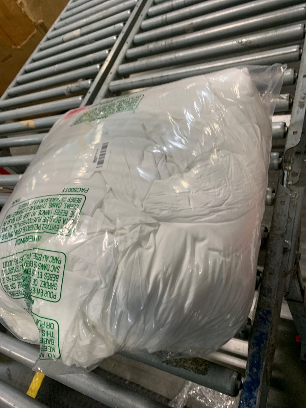 Photo 1 of ** VERY USED** JOLLYVOGUE Queen Comforter Set, White Seersucker 3 Pieces Comforters Queen Size, Lightweight & Fluffy Bedding Sets for All Season with 1 Ruffle Comforter and 2 Ruffle Pillowshams