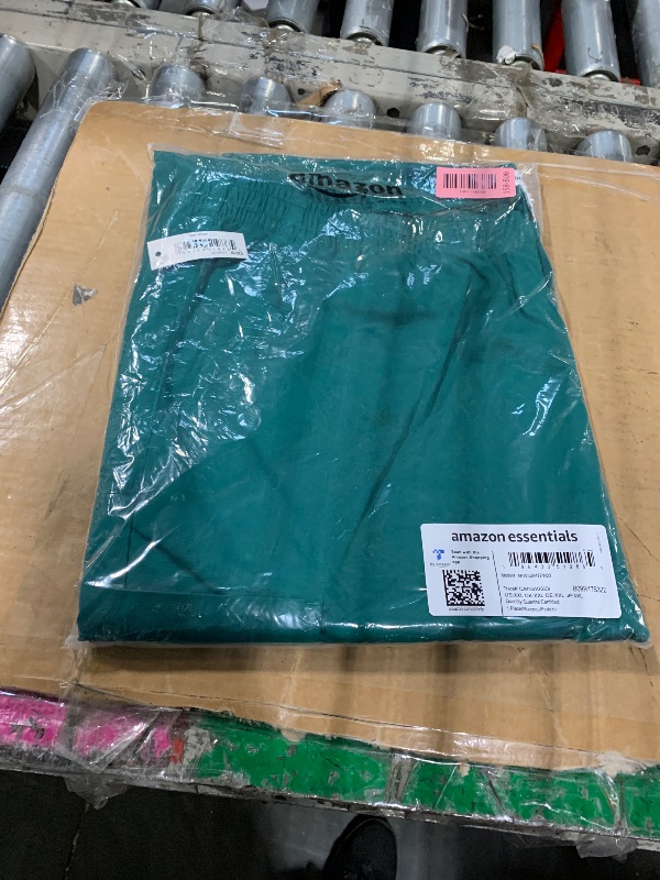 Photo 1 of Amazon Essentials Women's Quick-Dry Stretch Scrub Pants (Available in Plus Size), Teal Green, XX-Large