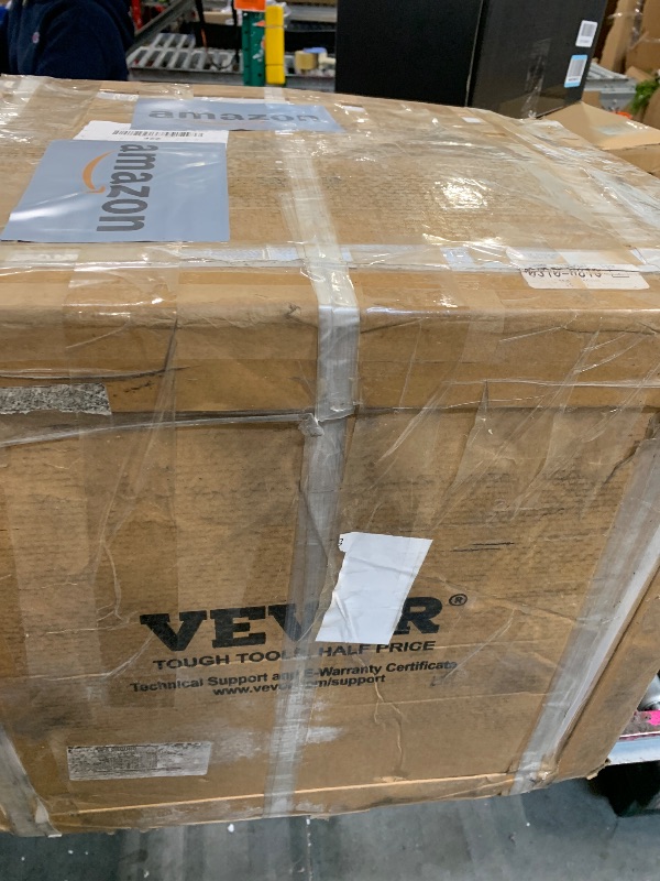 Photo 1 of ** DIRTY **VEVOR Chamber Vacuum Sealer, 320W Sealing Power, Vacuum Packing Machine for Wet Foods, Meats, Marinades and More, Compact Size with 12.6 in Sealing Length, Applied in Home Kitchen and Commercial Use