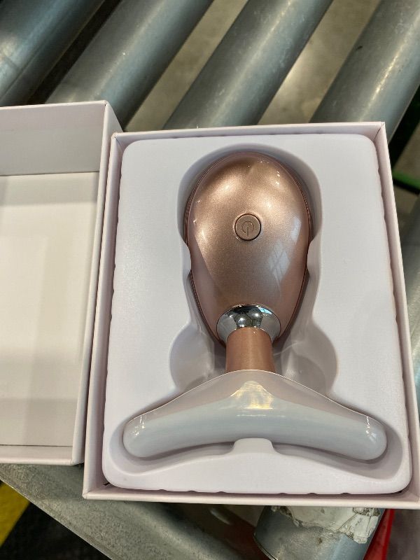 Photo 1 of *USED*
Red-Light-Therapy-for-Face, Facial Massager Wand with 7 Color - Birthday, Christmas, Mothers Day, Valentines Day, Self Care Gifts for Her Women Mom Best Friend Wife Teacher (Rose Gold)