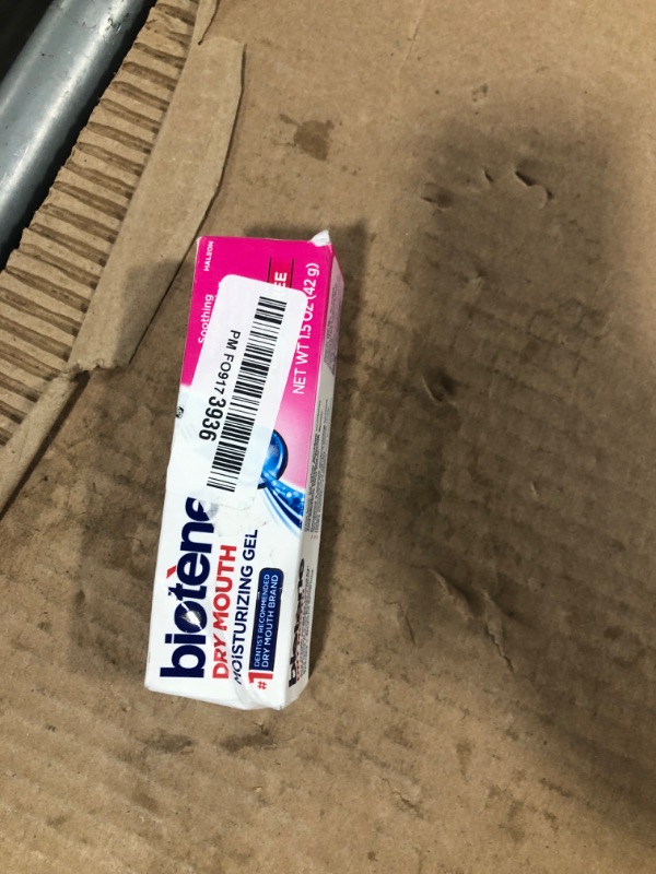 Photo 1 of Biotene Oral Balance Moisturizing Gel, Alcohol Free Gel and Dry Mouth Gel, Flavor Free, 1.5 Oz